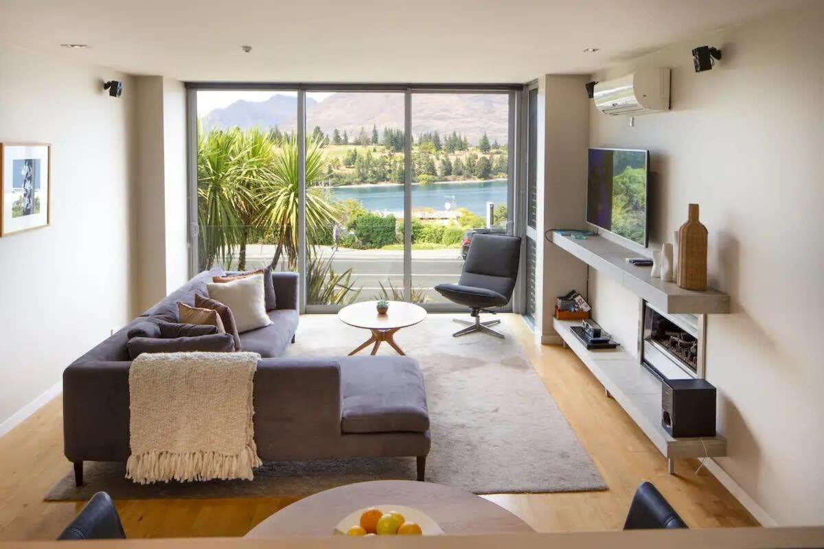 Stunning Lakeview 1 Bedroom Apartment Queenstown Kültér fotó