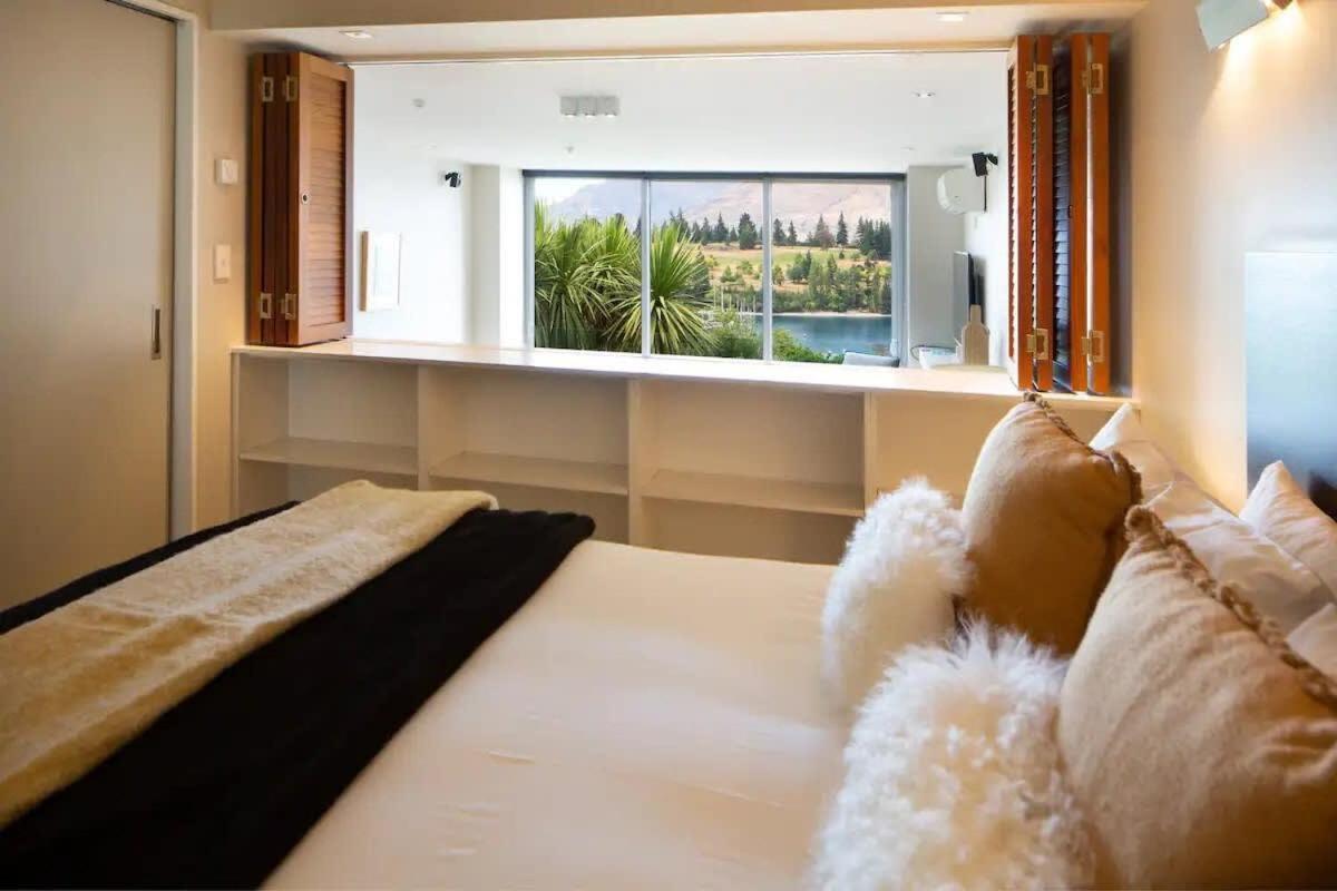 Stunning Lakeview 1 Bedroom Apartment Queenstown Kültér fotó